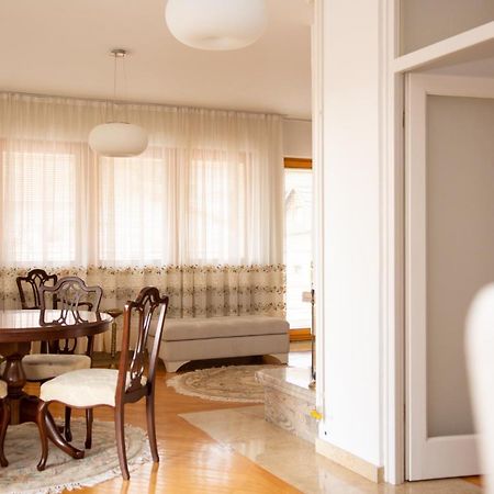 Ferienwohnung Beautiful Duplex In Heart Of Old Town - Free Parking SJJ Exterior foto