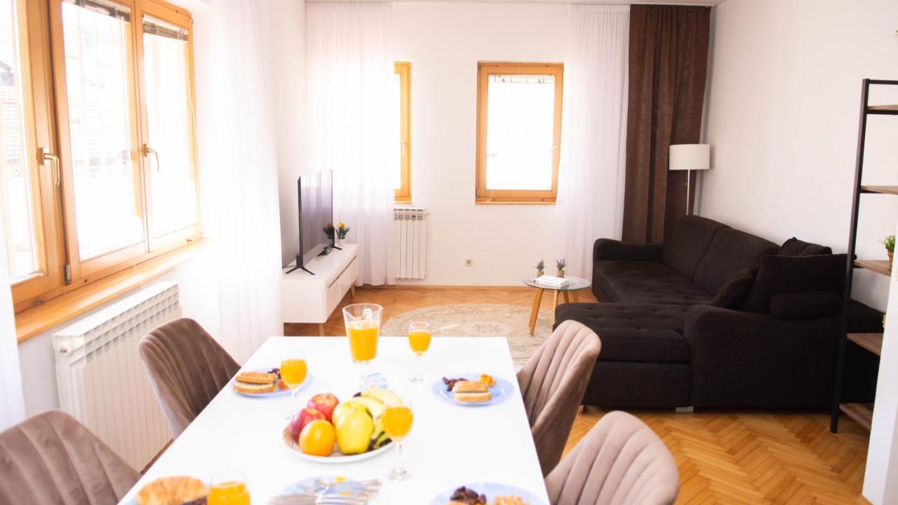 Ferienwohnung Beautiful Duplex In Heart Of Old Town - Free Parking SJJ Exterior foto
