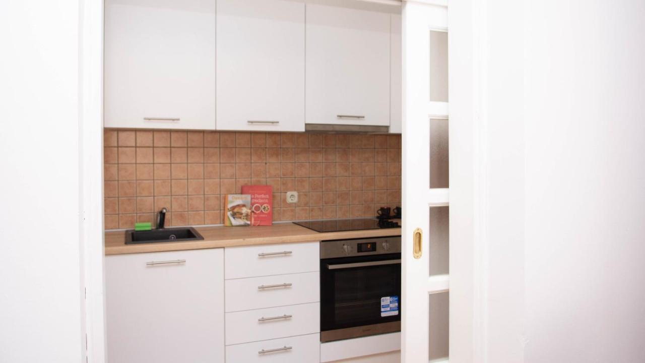 Ferienwohnung Beautiful Duplex In Heart Of Old Town - Free Parking SJJ Exterior foto