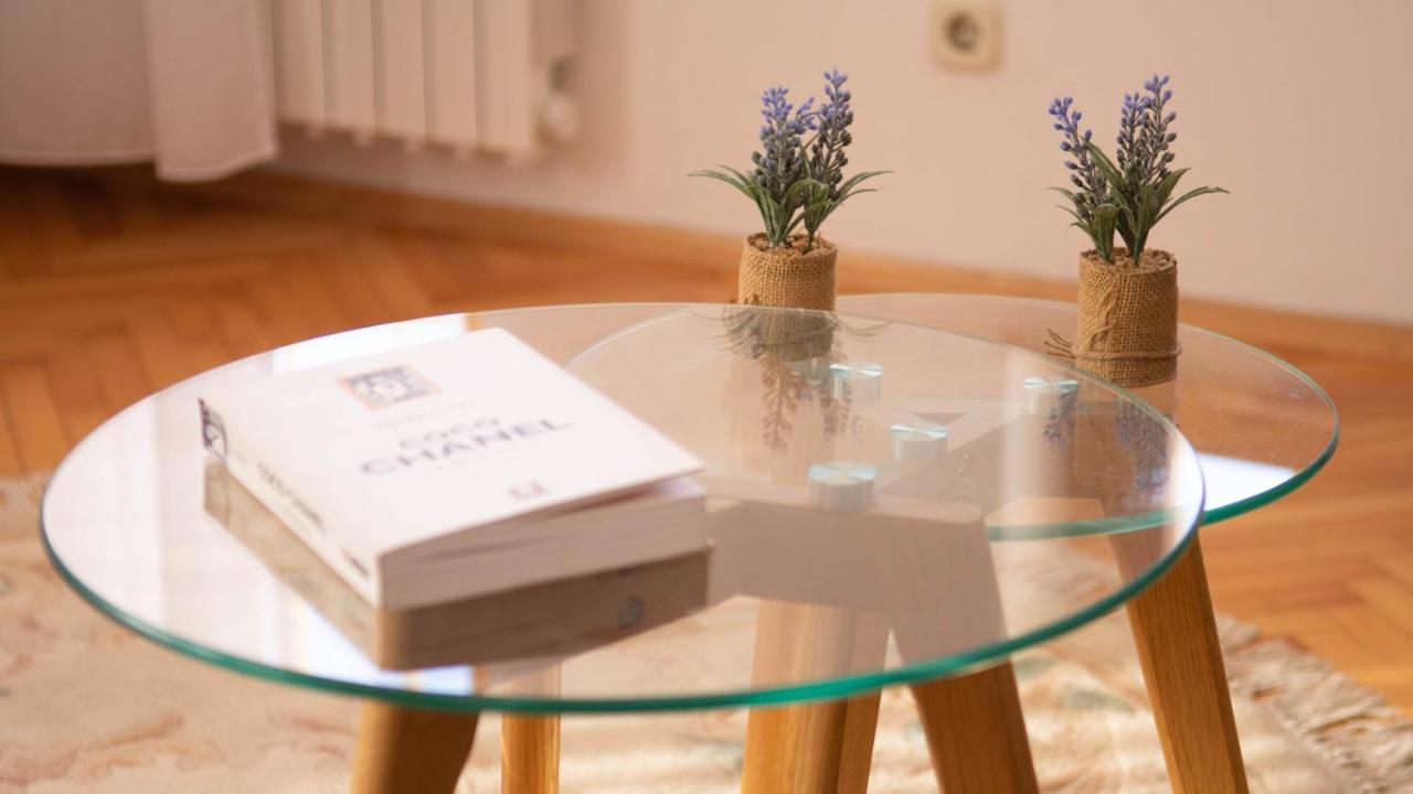 Ferienwohnung Beautiful Duplex In Heart Of Old Town - Free Parking SJJ Exterior foto