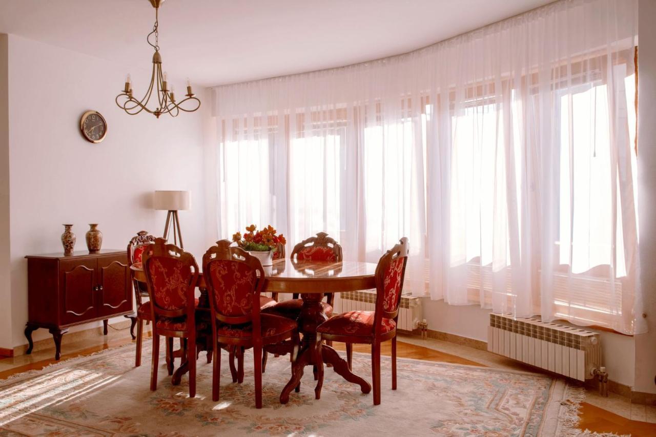 Ferienwohnung Beautiful Duplex In Heart Of Old Town - Free Parking SJJ Exterior foto