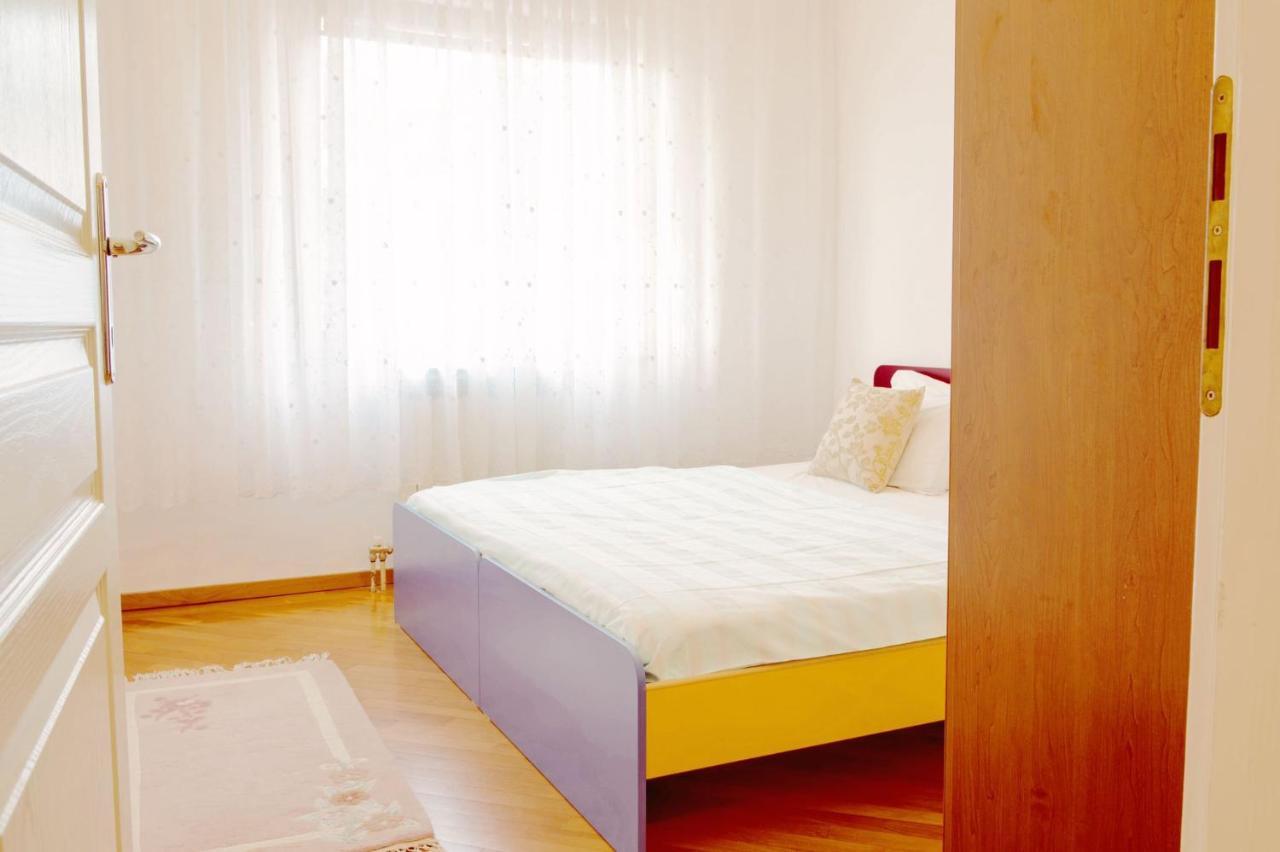 Ferienwohnung Beautiful Duplex In Heart Of Old Town - Free Parking SJJ Exterior foto